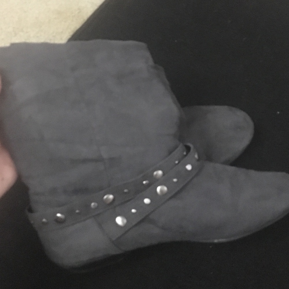 Grey Booties - Picture 2 of 2